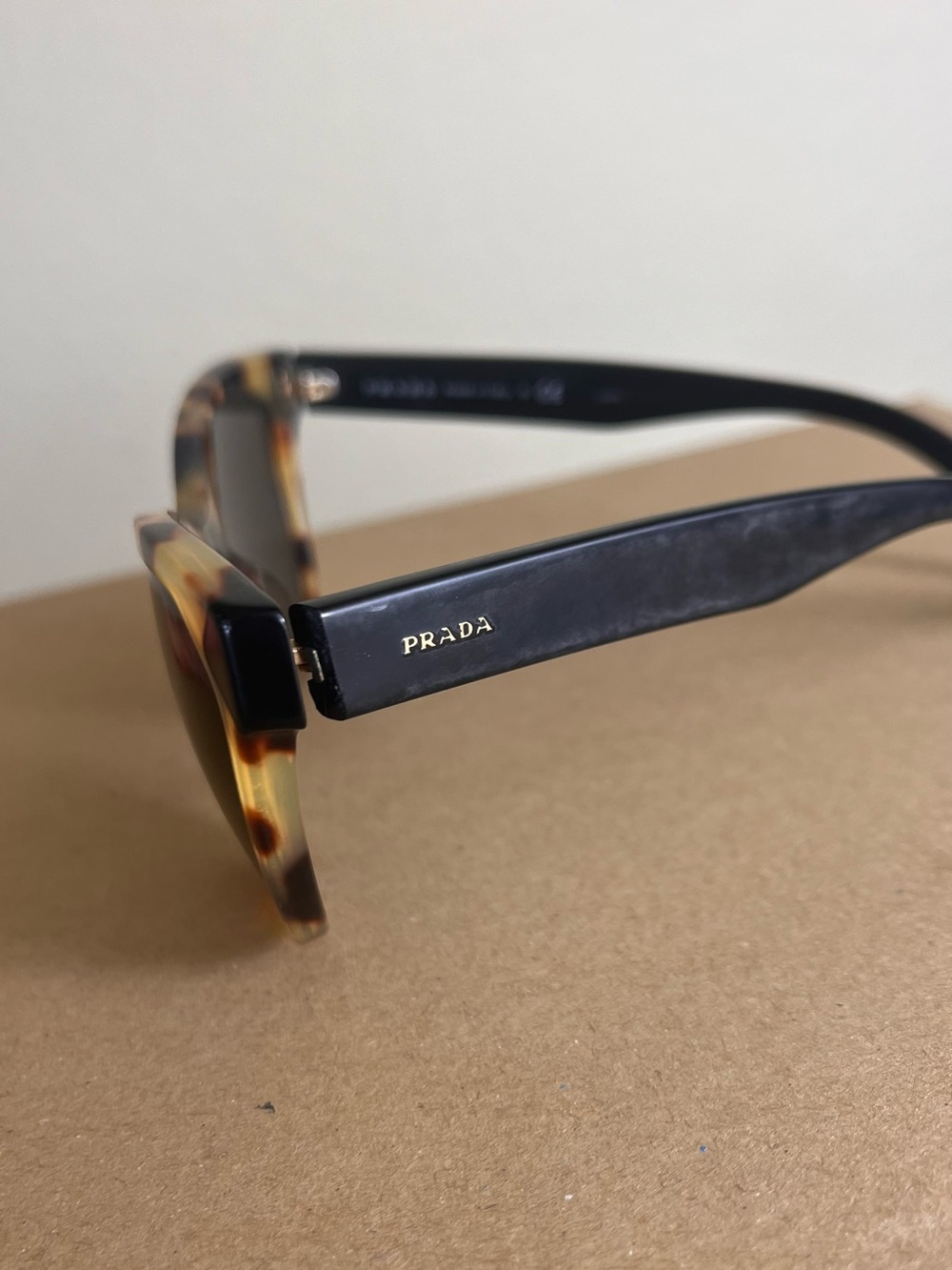 Prada Tortoiseshell / Tortoise Havana Cat-Eye Sunglasses - Picture 5 of 9